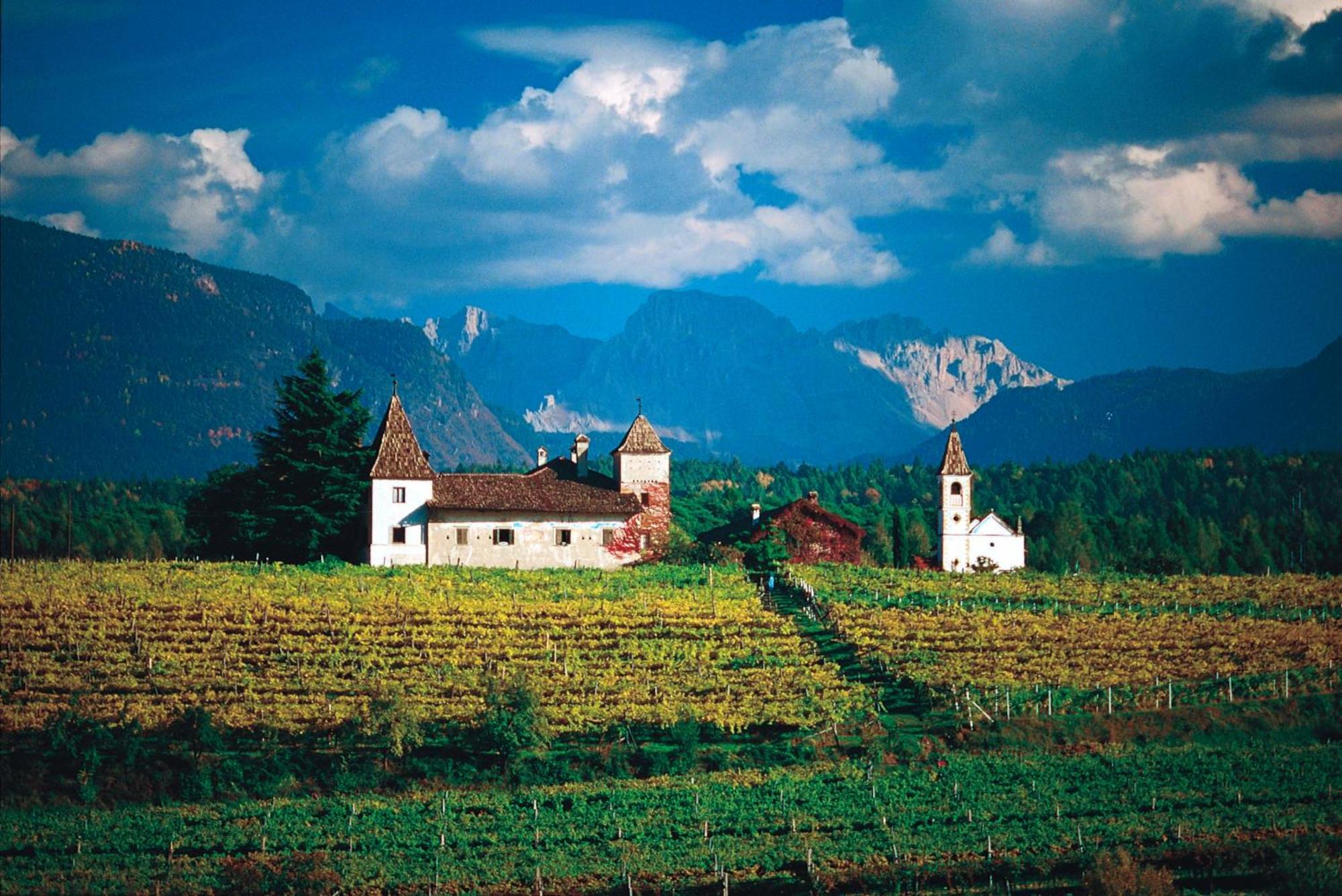 Hotel St. Justina Hof Appiano Sulla Strada Del Vino Bagian luar foto